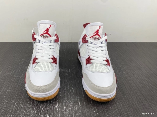 HYPE Retro Jordan SB DR5415-160 Red 4 Pine 0825